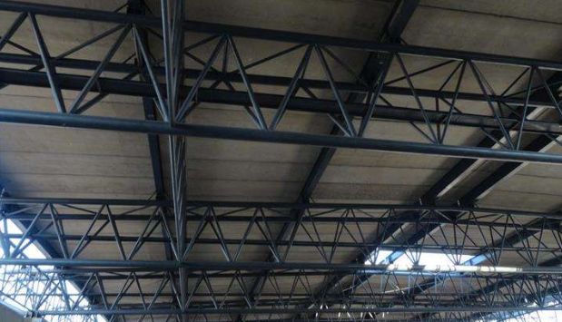 钟祥桁架结构皮相的处理每每分为哪几个步调流程